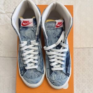 Nike High-Top Denim Sneakers in Light Blue & White W Blazer MID ‘77